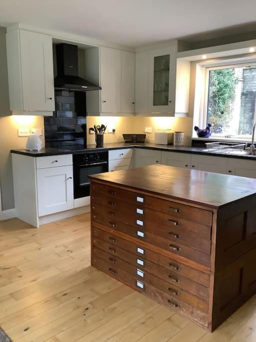 Springwood - Royal Hillsborough Villa Luaran gambar